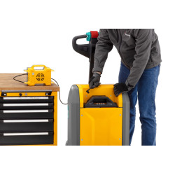 Jungheinrich AME 15 Ηλεκτροκίνητο Παλετοφόρο Λιθίου, 1500Kg